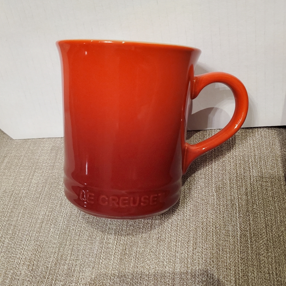 Le creuset mug 14oz / 400ml NWOT coffee/tea mug